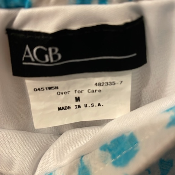 3 size medium women’s skirts. AGB, INC and Joe Fresh. - Picture 7 of 8
